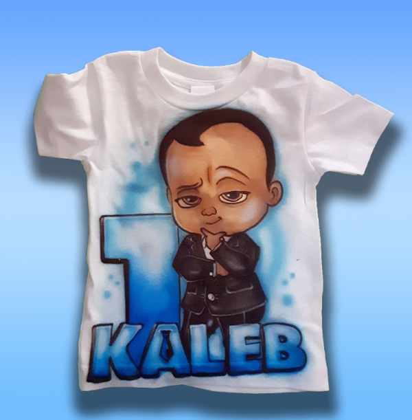 Kaos dengan karakter kartun favorit